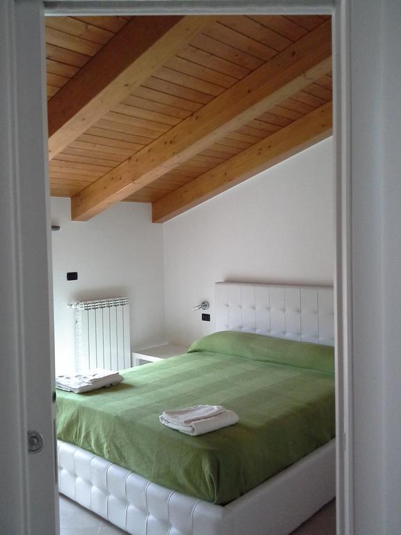 Casa Vacanze The Flea'S Home Fondi Zimmer foto